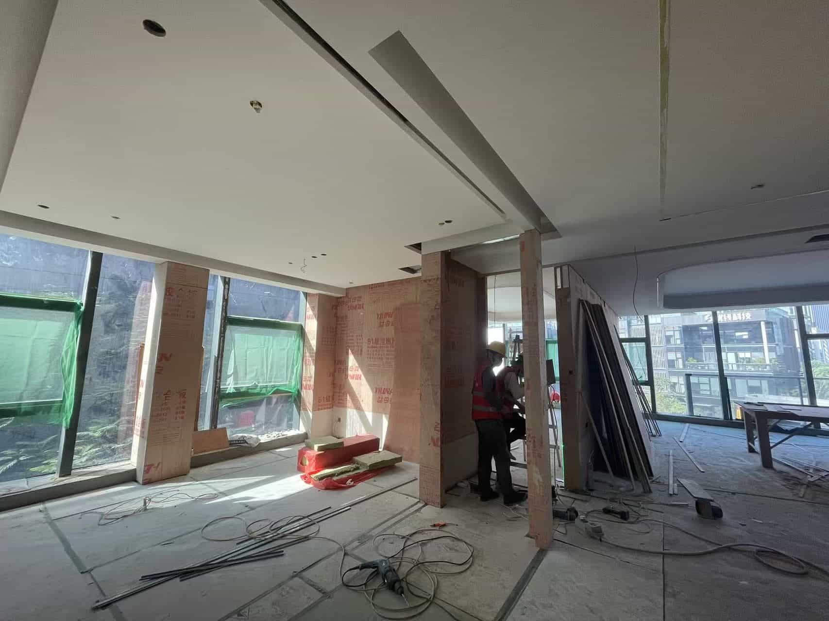 辦公裝修現(xiàn)場(chǎng)